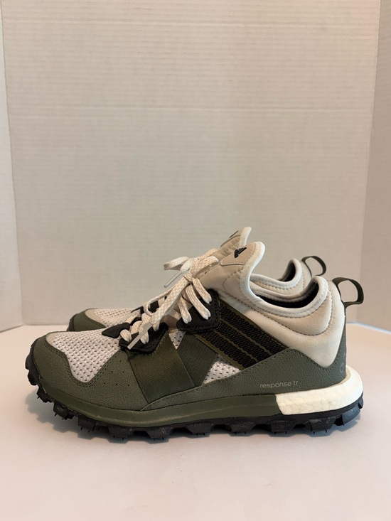 Other - Adidas Response Trail Boost Green white mens 7 ladies 9